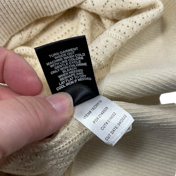 Torrid Womens Size 4 Pointelle Cream Pullover Top Tie Neck Sweater Open Knit - Picture 8 of 11